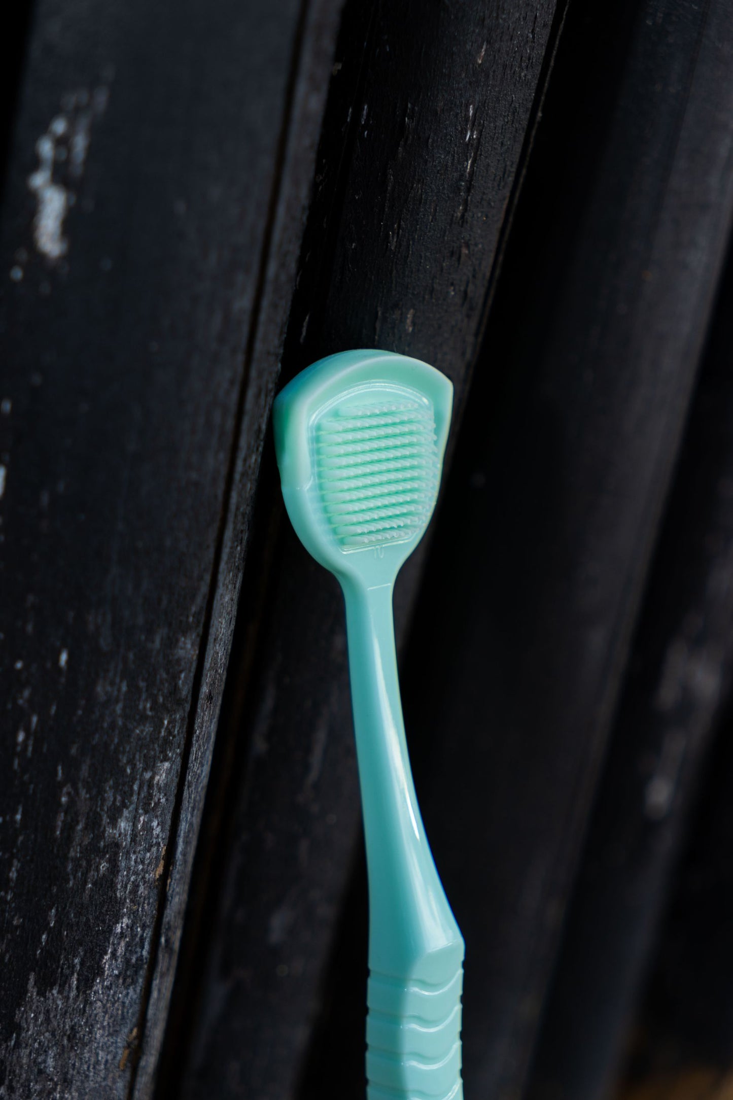 Tongue scraper - GREEN